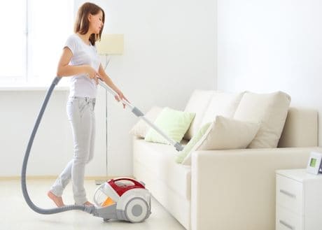 Cara membersihkan filter vacuum cleaner